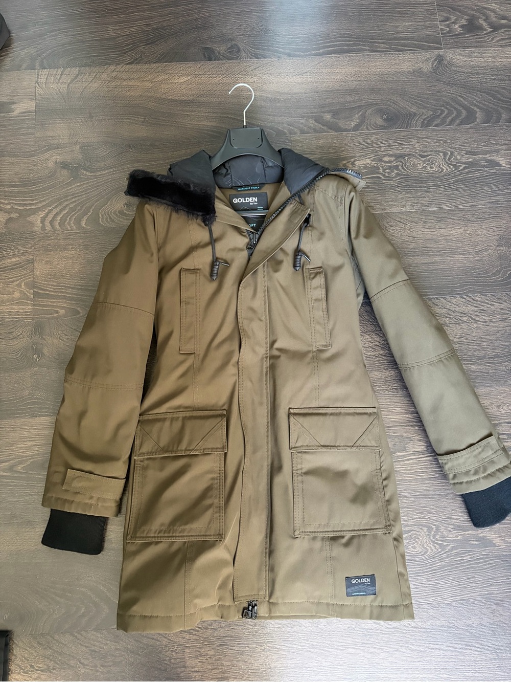 TNA Golden water proof parka in army green